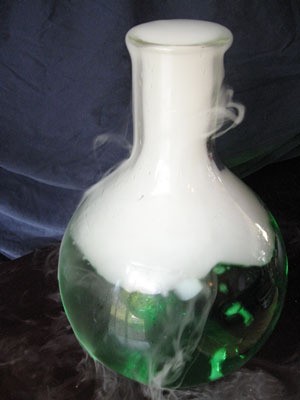 midsize bubbling flask